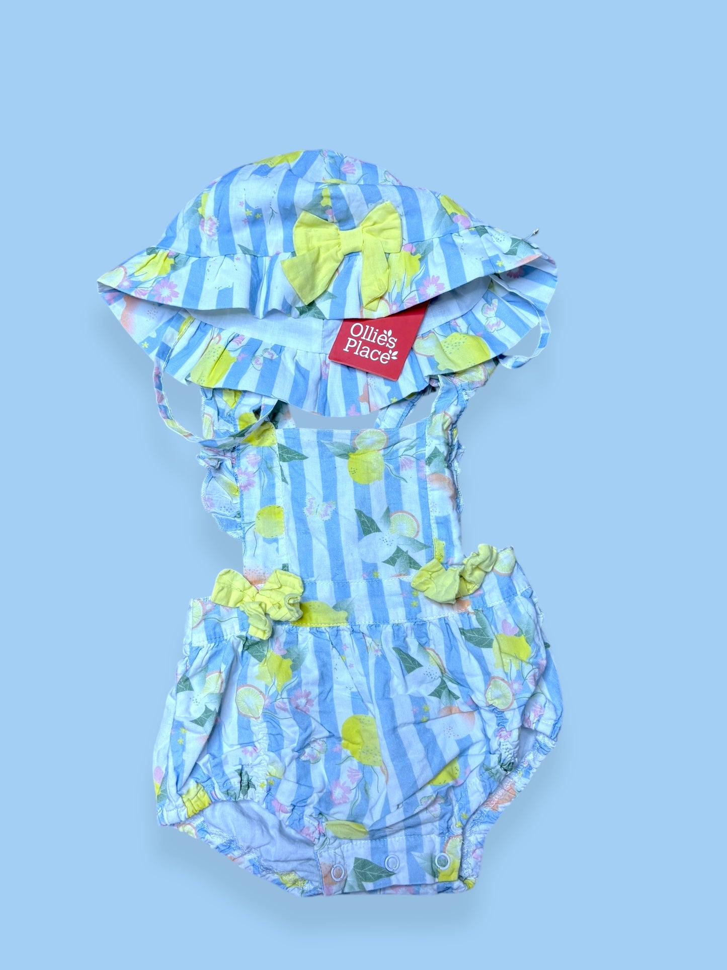 Ollie’s Place Set With Hat
